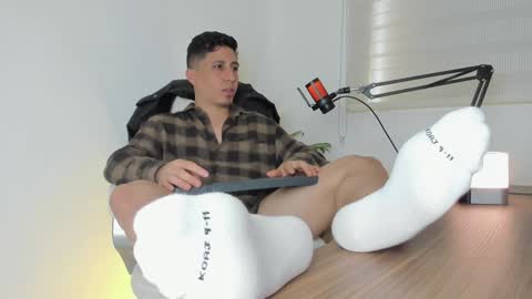 Snapshot of francodelacruz chatting on 01-12-25, 04:18 Francum online show from 01-12-25, 04:18