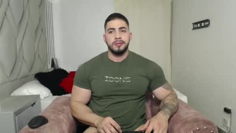 frank_foxx1 online show from 10-21-25, 02:56