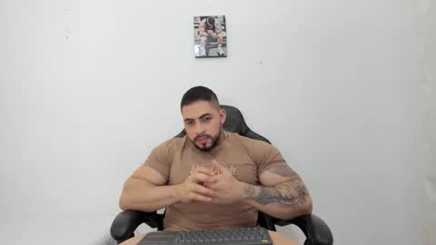 Snapshot of frank_foxx1 chatting on 11-27-25, 02:57 frank_foxx1 online show from 11-27-25, 02:57