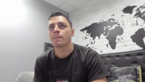 Snapshot of frank_millers chatting on 12-02-25, 07:09 Frank online show from 12-02-25, 07:09