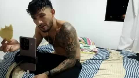 Snapshot of frankdanielsmolano chatting on 06-22-26, 03:25 frankdanielsmolano online show from 06-22-26, 03:25