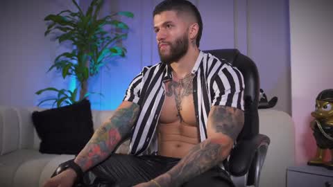 Frank Farrell. Hey remember to give me a thumbs up Ty online show from 04-08-26, 06:08