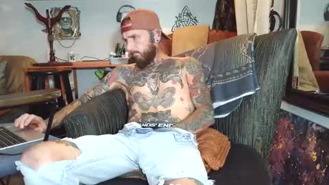 Frankie DRay   LikeFollowShareBuild online show from 06-10-26, 06:12