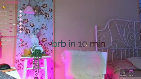 Snapshot of frankiefoxie chatting on 02-01-25, 02:16 Franky online show from 02-01-25, 02:16