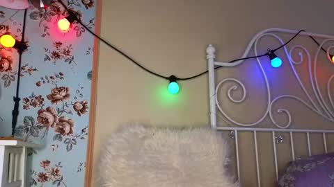 Snapshot of frankiefoxie chatting on 03-02-25, 02:19 Franky online show from 03-02-25, 02:19