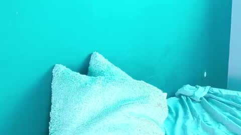 Snapshot of frankiefoxie chatting on 10-22-25, 02:56 Franky online show from 10-22-25, 02:56
