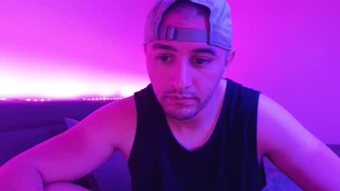 FRANKIETHE13TH online show from 11-26-25, 09:10