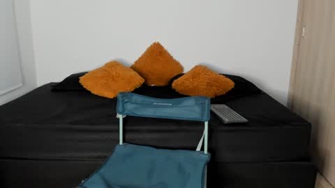 frank online show from 02-01-25, 12:07