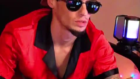 Franco online show from 11-18-25, 03:45