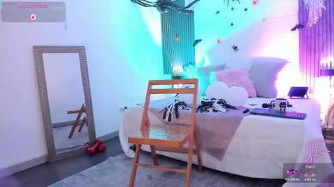 Fransheska online show from 10-26-25, 12:55