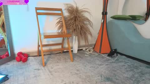 Fransheska online show from 05-16-26, 11:42