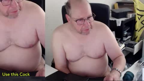 Snapshot of fransje_ chatting on 02-27-25, 08:06 Fransje online show from 02-27-25, 08:06