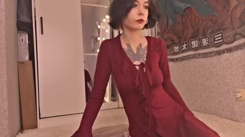 mistress Bastet and  mintcola online show from 10-19-25, 09:32