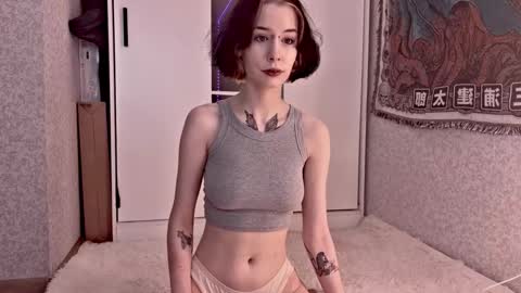 Snapshot of frau_basted chatting on 11-04-25, 06:01 mistress Bastet and mintcola online show from 11-04-25, 06:01