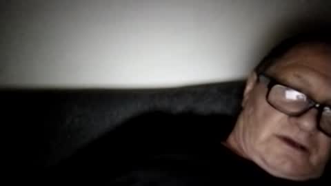 Snapshot of frauenfeind1 chatting on 12-10-24, 09:01 Wolfi online show from 12-10-24, 09:01