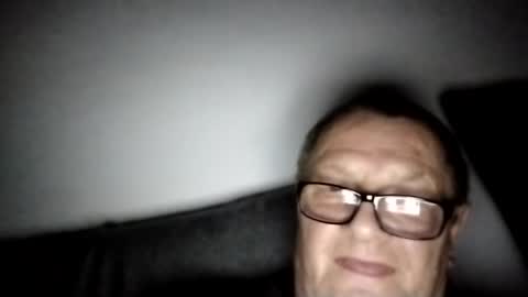 Snapshot of frauenfeind1 chatting on 12-24-24, 07:28 Wolfi online show from 12-24-24, 07:28