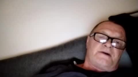 Snapshot of frauenfeind1 chatting on 03-03-25, 07:10 Wolfi online show from 03-03-25, 07:10