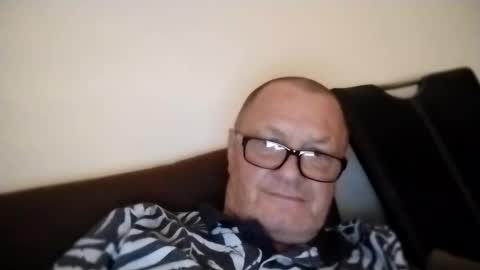 Snapshot of frauenfeind1 chatting on 09-09-25, 06:24 Wolfi online show from 09-09-25, 06:24