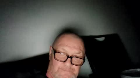 Wolfi online show from 02-04-26, 07:14