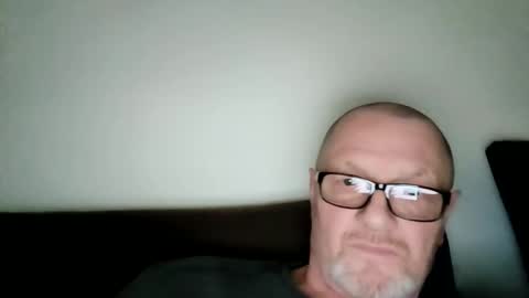 Wolfi online show from 02-17-26, 09:06