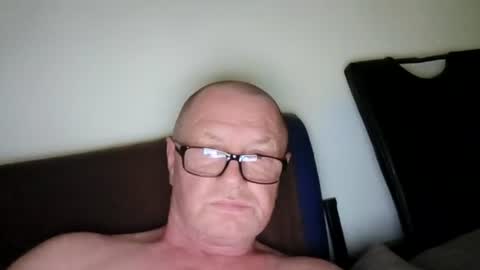 Snapshot of frauenfeind1 chatting on 06-26-26, 08:41 Wolfi online show from 06-26-26, 08:41