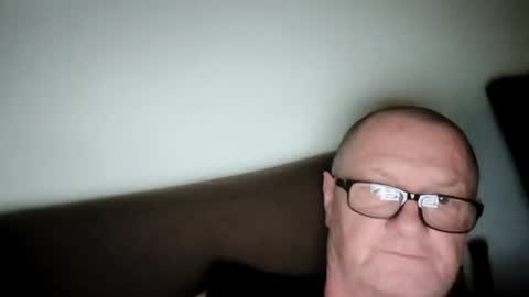 Snapshot of frauenfeind1 chatting on 06-28-26, 05:13 Wolfi online show from 06-28-26, 05:13