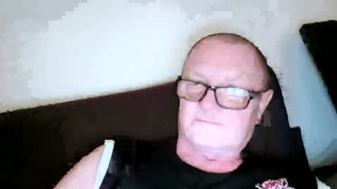 Snapshot of frauenfeind1 chatting on 08-01-26, 06:56 Wolfi online show from 08-01-26, 06:56