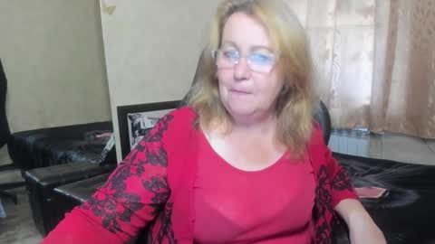 FrauMartha online show from 09-13-25, 01:22