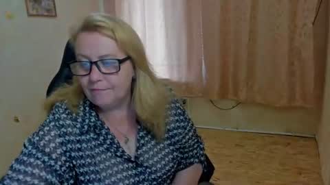 Snapshot of fraumartha chatting on 07-03-26, 12:55 FrauMartha online show from 07-03-26, 12:55