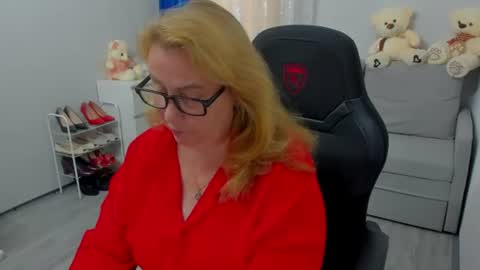 Snapshot of fraumartha chatting on 07-21-26, 12:51 FrauMartha online show from 07-21-26, 12:51