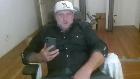 poundyouout1969 online show from 11-25-25, 04:12