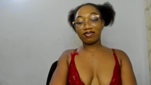 Snapshot of freaky_ebonygirl chatting on 09-23-25, 06:22 Freaky ebonygirl online show from 09-23-25, 06:22