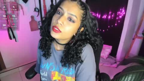 Lia Gomez online show from 05-18-26, 11:32