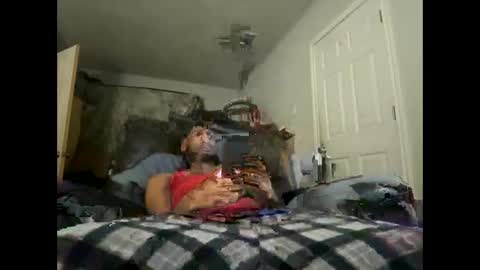 Snapshot of freakybubba chatting on 11-10-25, 03:44 Freakybubba online show from 11-10-25, 03:44