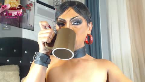 FREAKY ZIZI online show from 04-26-26, 05:43