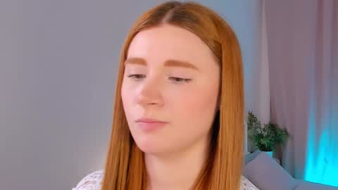 Snapshot of freckle_diyana chatting on 01-23-25, 08:57 Diyana online show from 01-23-25, 08:57