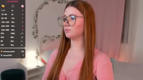 Snapshot of freckle_diyana chatting on 02-12-25, 07:02 Diyana online show from 02-12-25, 07:02