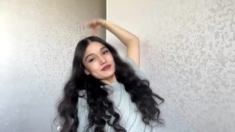 Snapshot of fredamedora chatting on 07-06-26, 05:04 Mia online show from 07-06-26, 05:04