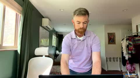 Freddy online show from 06-09-26, 10:43