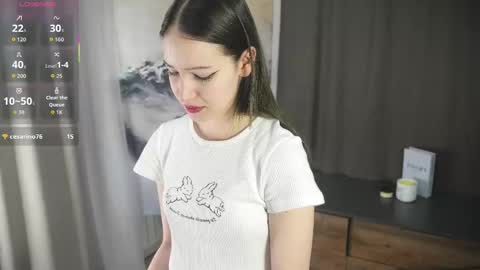 Snapshot of fredericashoen chatting on 11-16-25, 01:22 fredericashoen online show from 11-16-25, 01:22