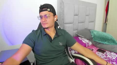 Frederic Sloan online show from 03-11-26, 07:31