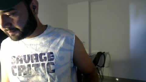 Snapshot of fredy_hunks chatting on 06-12-26, 03:33 Fredy online show from 06-12-26, 03:33