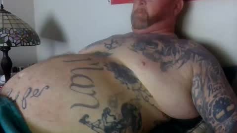 Snapshot of freebird739 chatting on 10-22-25, 09:31 Freebird739 online show from 10-22-25, 09:31
