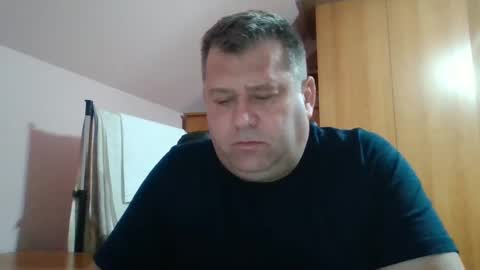 Snapshot of freeboy80180 chatting on 12-25-24, 06:09 freeboy80180 online show from 12-25-24, 06:09