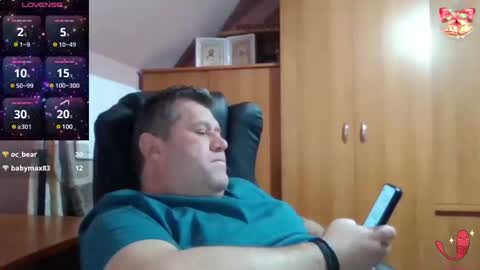 Snapshot of freeboy80180 chatting on 01-17-25, 05:51 freeboy80180 online show from 01-17-25, 05:51