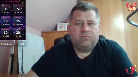 Snapshot of freeboy80180 chatting on 02-05-25, 01:00 freeboy80180 online show from 02-05-25, 01:00