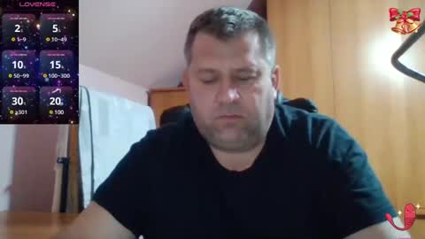 Snapshot of freeboy80180 chatting on 02-05-25, 08:14 freeboy80180 online show from 02-05-25, 08:14