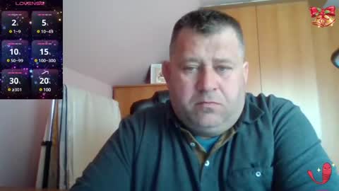 Snapshot of freeboy80180 chatting on 02-26-25, 09:42 freeboy80180 online show from 02-26-25, 09:42