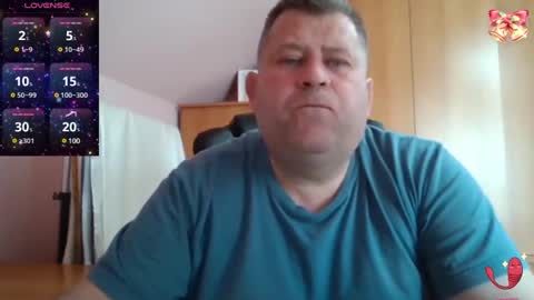 Snapshot of freeboy80180 chatting on 03-04-25, 01:06 freeboy80180 online show from 03-04-25, 01:06