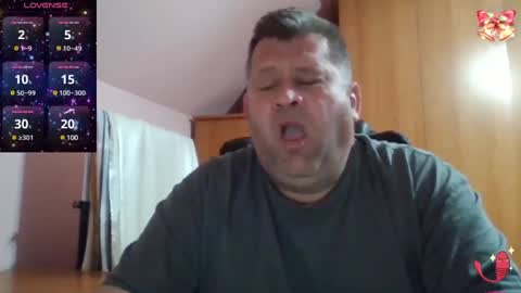 Snapshot of freeboy80180 chatting on 03-11-25, 07:14 freeboy80180 online show from 03-11-25, 07:14